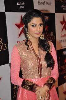 Rucha Hasabnis at Star Parivaar Awards 2013