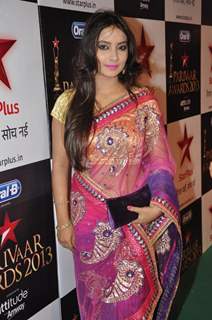 Nidhi Uttam at Star Parivaar Awards 2013