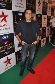 Ashely Lobo at Star Parivaar Awards 2013