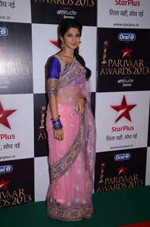 Jennifer Winget at Star Parivaar Awards 2013