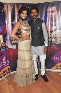 Sonam & Dhanush promote 'Raanjhanaa' on the sets of Jhalak Dikhla Jaa Season 6