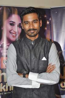 Sonam & Dhanush promote 'Raanjhanaa' on the sets of Jhalak Dikhla Jaa Season 6