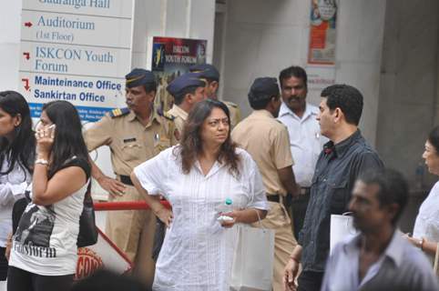 Priyanka Chopra's Father Shok Sabha at Hare Rama Hare Krishna Mandir