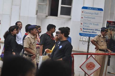 Priyanka Chopra's Father Shok Sabha at Hare Rama Hare Krishna Mandir