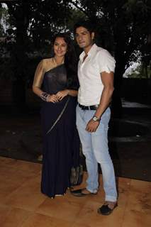 Mrunal Jain and Sonakshi Sinha On the sets of Uttaran to promote the film Lootera