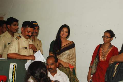 Indian Bollywood actress Neetu Chandra and pop singer Neha Bhasin at a cancer screening camp organised by the Cancer Patient Aid Association (CPAA) with Mumbai