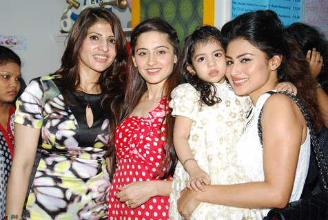 Dr. Ruby Tandon celebrates her daughter Jiyana Tandon's 3rd birthday along with her husband Amit Tandon