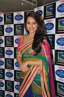 Sonakshi Sinha at Film Lootera Promotion at Indian Idol Junior