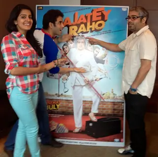 Tusshar, VIshaka Singh & Director Shashant A Shah Promote Bajatey Raho