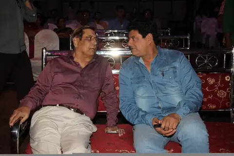 Kader Khan presented with Sahitya Shiromanee Award