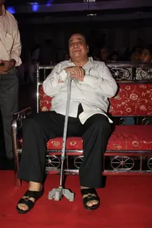 Kader Khan presented with Sahitya Shiromanee Award