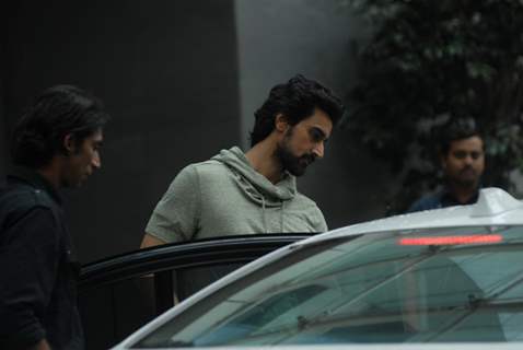 Kunal Kapoor visit Hrithik Roshan at Hinduja hospital