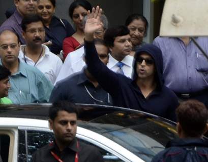 Hrithik Roshan discharged from a suburban hospital