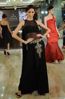 Parvathy Omnakuttan walks for Tanishq collection of Inara