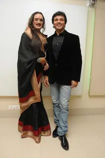 Jiya Jagiasi throws a bash in honor of Lakshmi Narayan Tripathi
