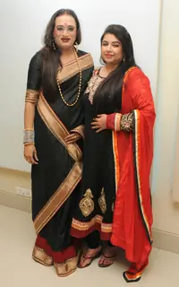 Jiya Jagiasi throws a bash in honor of Lakshmi Narayan Tripathi