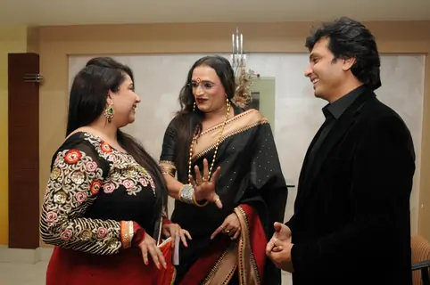 Jiya Jagiasi throws a bash in honor of Lakshmi Narayan Tripathi