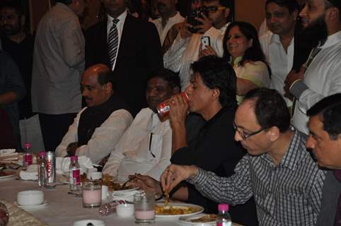 Salman Khan, Shahrukh Khan at Minister Mr.Baba Siddique's Iftar Party