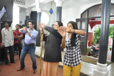 Film Bajatey Raho Promotion at Chidhiya Ghar