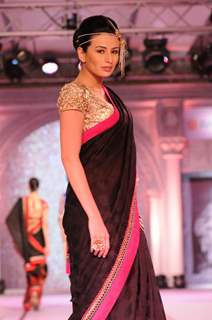 Rajguru Fashion Parade