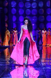 Jacquilene Fernandez at Aamby Valley India Bridal Fashion Week 2013