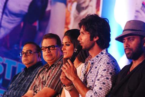 Shahid Kapoor, Ileana D’Cruz promote Phata Poster Nikla Hero