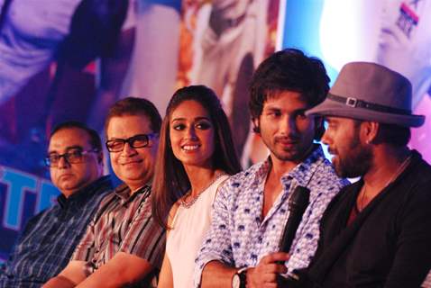 Shahid Kapoor, Ileana D’Cruz promote Phata Poster Nikla Hero