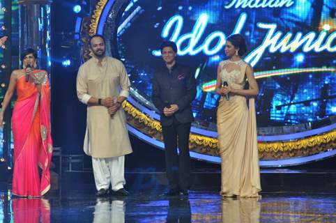 Film Chennai Express Promotion at Indina Idol Junior Set