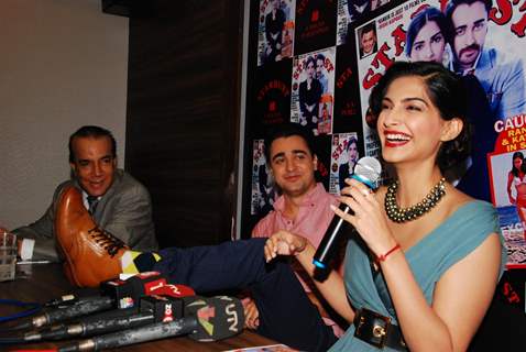 Imran Khan and Sonam Kapoor during the unveiling magazine of Stardust cover