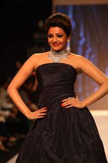 Kajal Aggarwal at Moni Agarwal show at IIJW 2013