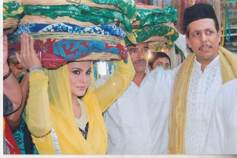 Veena Malik at Ajmer Sharif Shrine