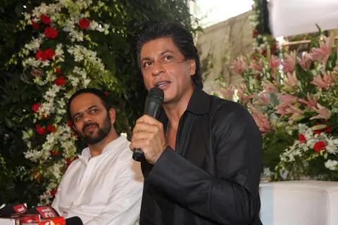 Shahrukh Khan with Rohit Shetty celebrating Eid Al-Fitr