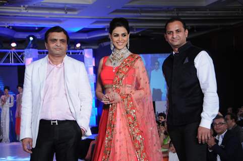 Genelia Deshmukh at HVK Jewels Fashion Show at JW Marriott