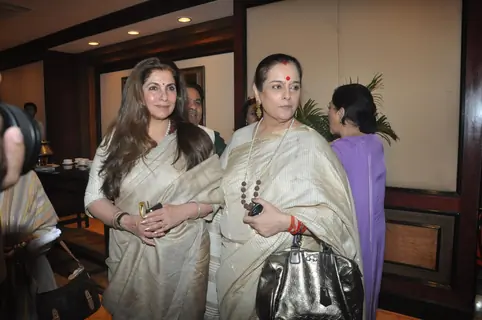 Dimple Kapadia and Poonam Sinha at the Unveiling of the Statue of Rajesh Khanna