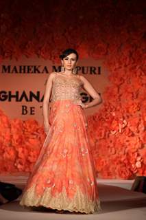 Piya Trivedi  walks The Ramp For Maheka Mirpuri Jewellers Show