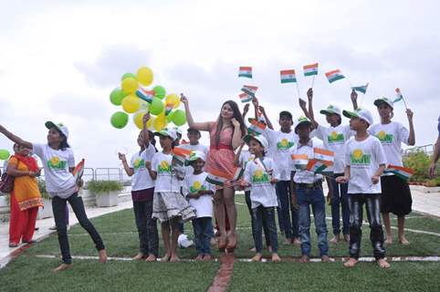 Prachi Desai celebrates Independence Day with under privilage children