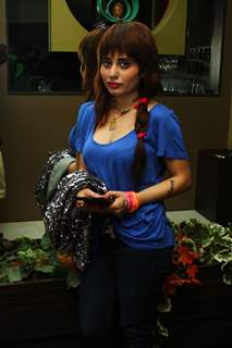 Alisa Khan was at the Press Conference of the film My Husband's Wife