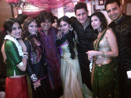 Kamya Punjabi, Neerusha, Nikhil, Mouni, Mohit, Charu at Nikhil And Suhana Sinha's post Eid party