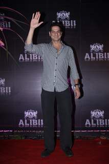 DJ Aqeel comes in too for the party