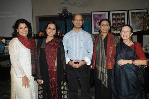 Utsav Dholkia choreographs and directs Good earth fashion show