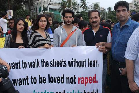 Karanveer Bohra, Teejay Sidhu, MLA Baba Sidhique and Satish Reddy Protest againt the rape case