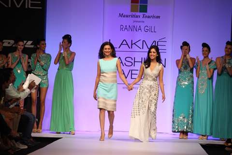 Yami Gaurtam with Ranna Gill outfit at LAKME FASHION WEEK 2013