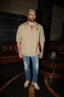Sunny Deol walked in a casual look at the First look of Singh Saab The Great