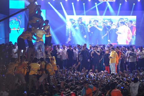 Shahrukh Khan at the Dahi Handi celebrations