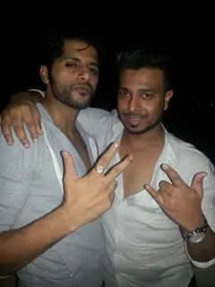 Karanvir Bohra with Ken Ferns at Karanvir Bohra's Bday Bash