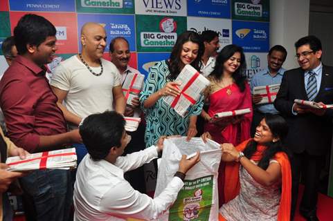 Kajal Aggarwal  proudly launches BIG GREEN GANESHA 2013