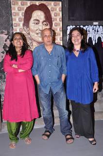 Pooja Bhatt at Burmese exhibition