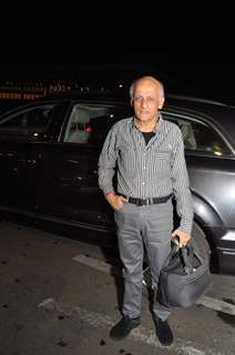 Mukesh Bhatt was at Mumbai Airport leaving for SAIFTA