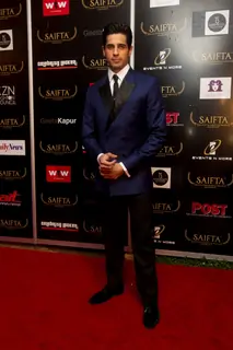 Siddharth Malhotra at the red carpet of SAIFTA