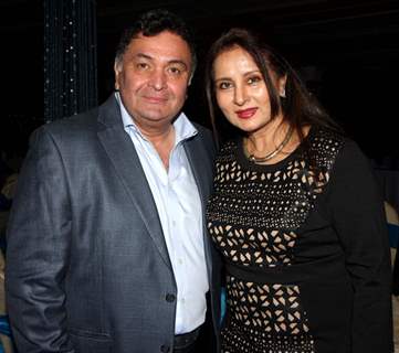 Rishi Kapoor and Poonam Dhillon click a picture together at Adesh Shrivastava's Birthday Party